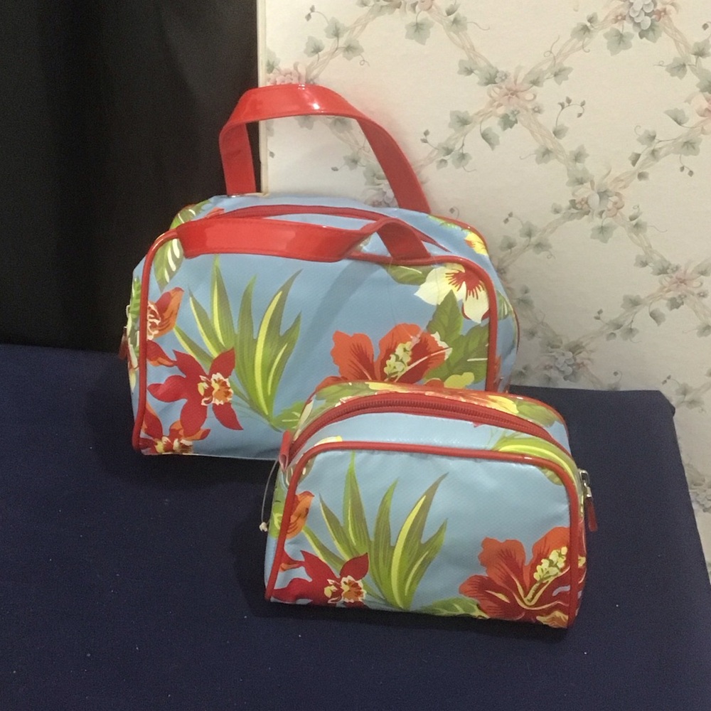 Old Navy Set of 2 Tropical Designed Travel/Make Up Bags Lge Central Compartments
